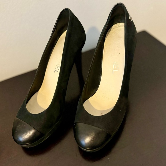 Chanel Shoes - Picture 6 of 14